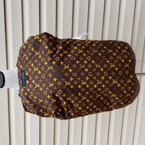 LOUIS VUITTON ICONIC LV MONOGRAM PARKA JACKET IN TECHNICAL TAFFETA - Picture 10 of 14